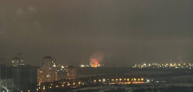 Reportedly, an image of Shcheglovsky Val on fire after the drone strike