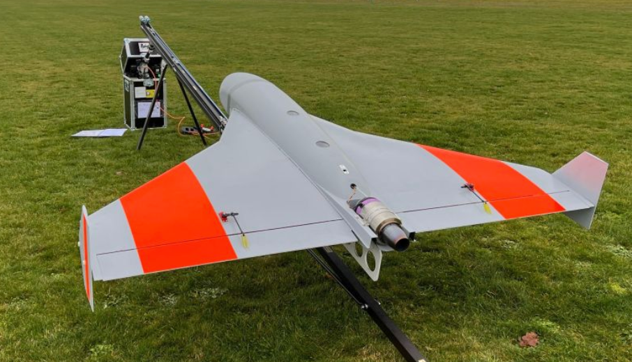 The Red Air Target system Defense Express Six Weeks from Concept to Flight: Quantum Systems and Airbus Unveil RAT Jet Drone