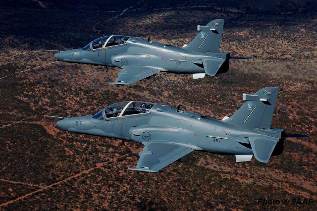 Hawk trainer jet in SAAF service / Defense Express / Only Two out of 26 Gripen Fighters Airworthy in South African Forces: How Could This Happen