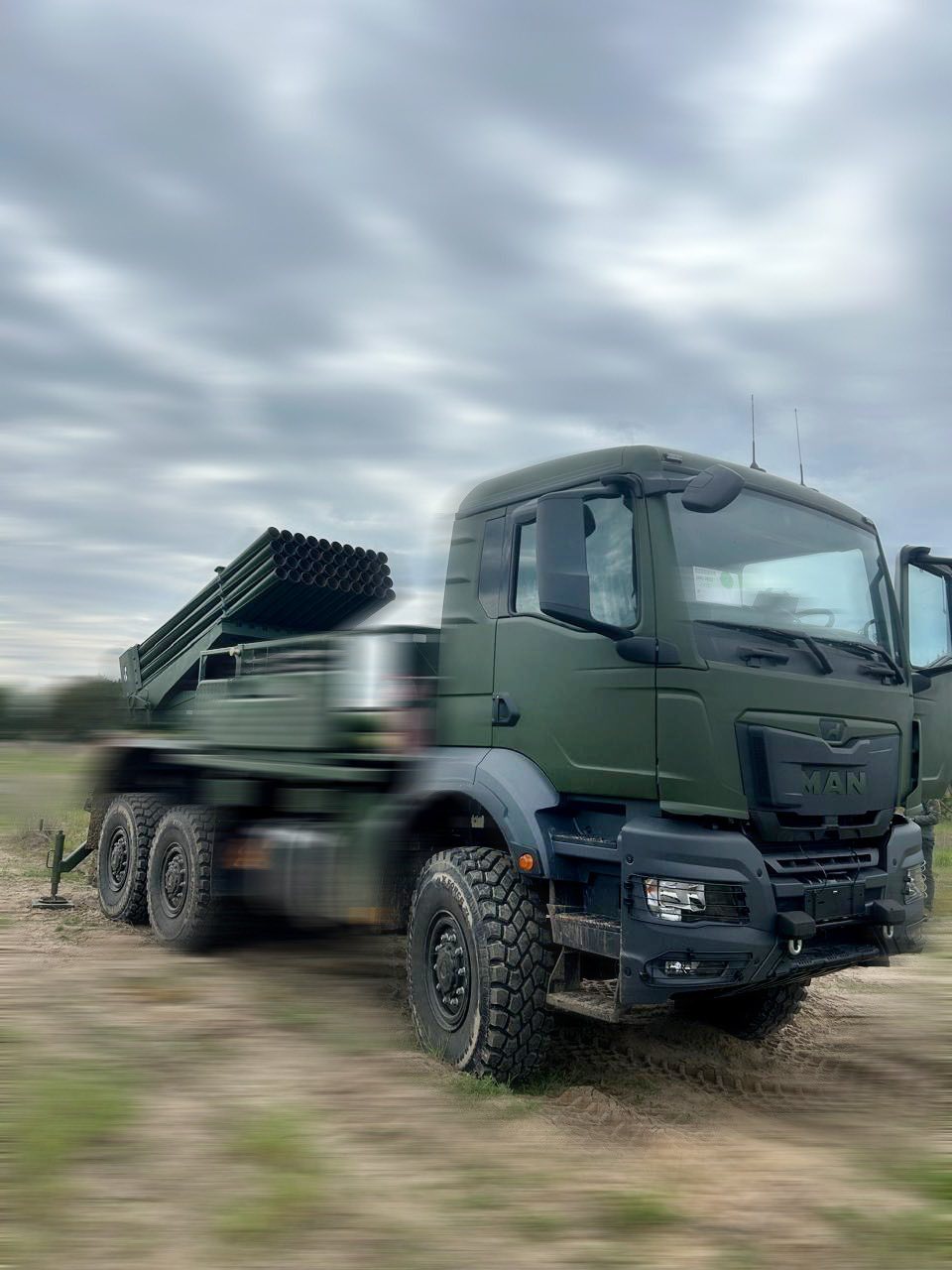 Modernized Ukrainian BM-21 Grad on MAN 6x6 chassis, U.S. Calls 1960 Soviet Technology Its