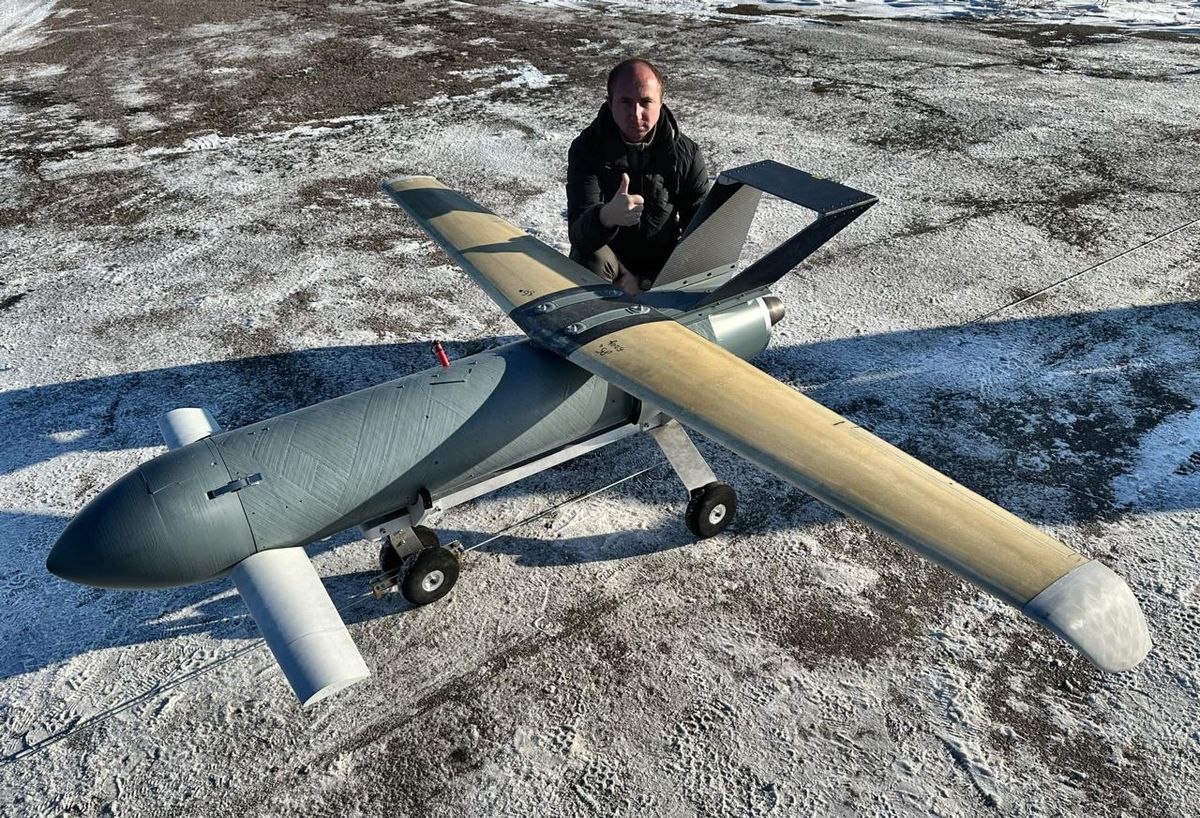 The jet-powered attck UAV developed by Ukrainian volunteers during tests / Defense Express / First Official Images of Palianytsia, Ukraine's New Rocket Drone