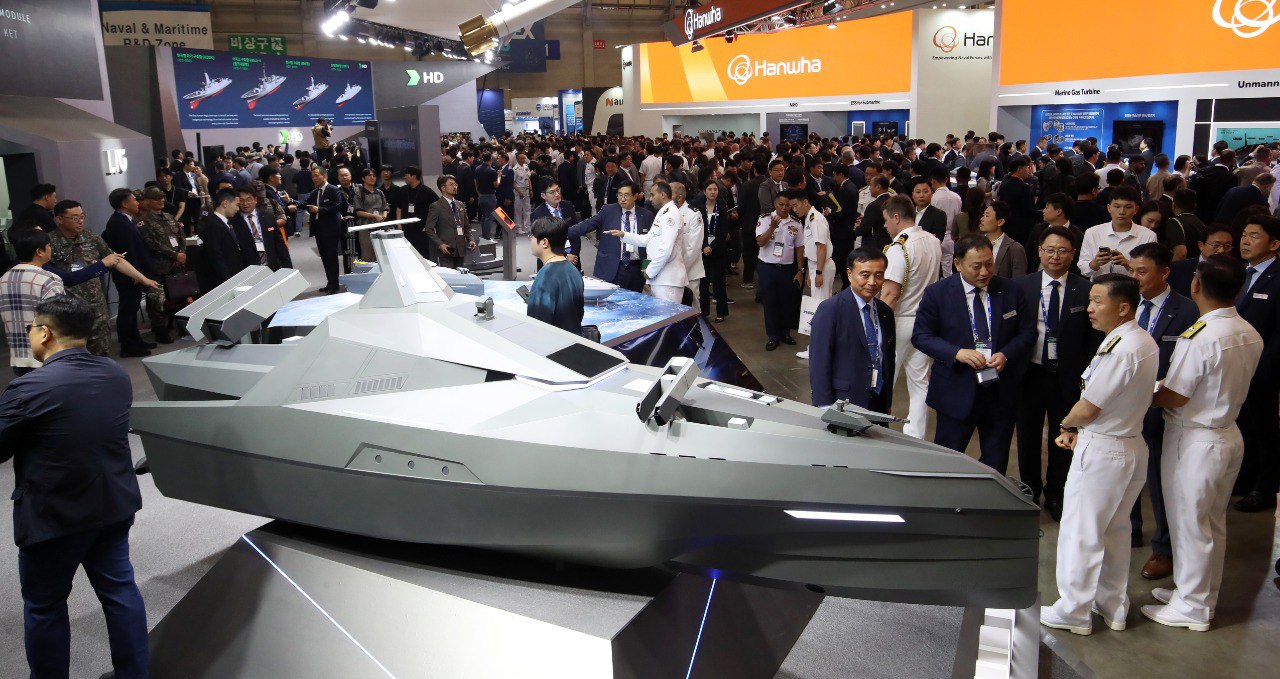 South Korea, Inspired by Ukraine, Unveils Its Kamikaze Naval Drone, Armed With Guided Missiles, Sea Sword-X modular combat USV at MADEX 2025 exhibition