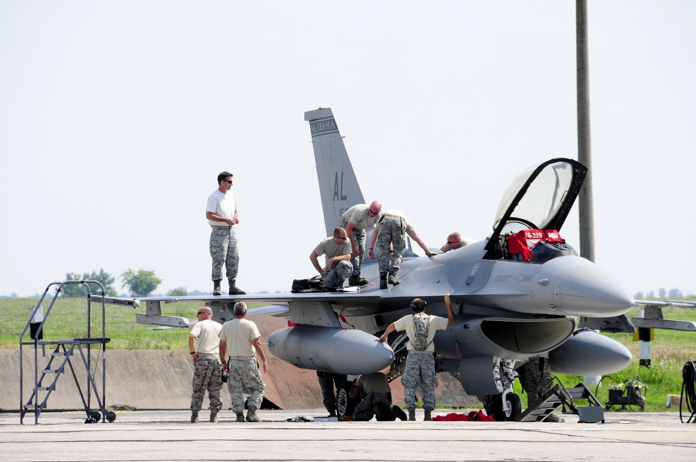 The F-16 aircraft, Myrhorod, 2011 Defense Express The F-16 Aircraft Had already Landed on Ukrainian Airfields and even Engaged with Su-27 Fighters