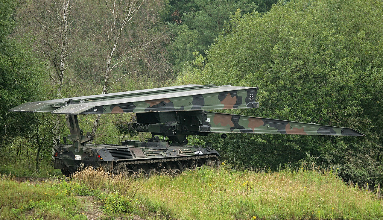 Ukraine to Receive 16 Biber Bridge-Layer Tanks from Germany, 6 of Them by the End of This Year, Defense Express