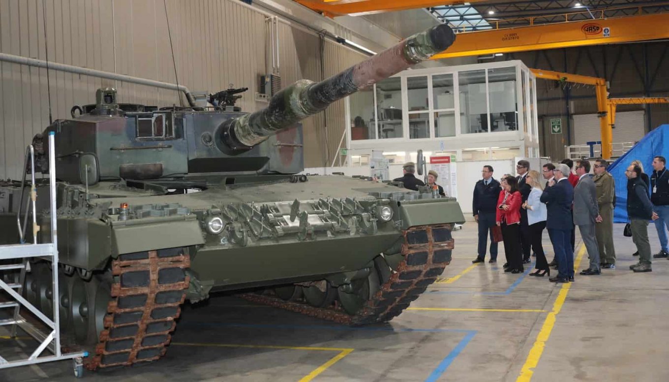 Spanish Leopard 2A4 tank Defense Express Spain Provides Defense Assistance and Field Hospital to Ukraine