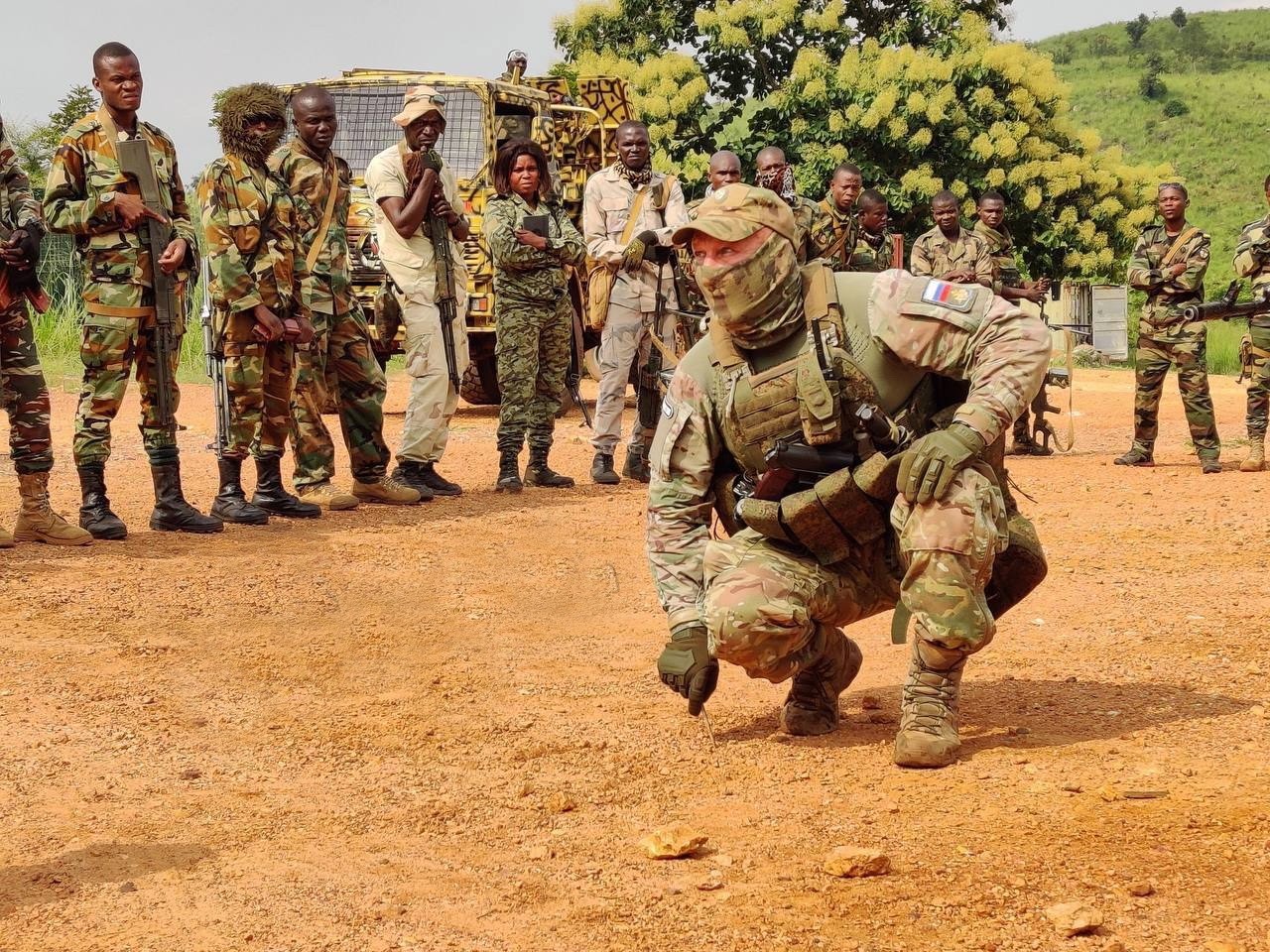 Illustrative image Defense Express Ukraine Captures Togolese Nationals After Being Misled by Fake russian Scholarships