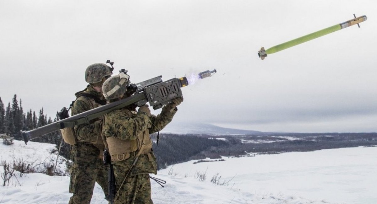 Ukraine is supplied with a variety of multi-purpose missile systems and rocket launchers, FGM-148 Javelin Stinger FIM-92 MANPADS, NLAW light anti-tank missile, Carl Gustaf M4,SMAW-D M141 Bunker Defeat Munition rocket launcher, Defense Express