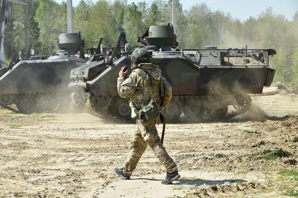 Dutch YPR-765 Infantry Fighting Vehicles Already in Ukraine, They Help Polish T-72M1 Destroy russian Occupiers, Defense Express, war in Ukraine, Russian-Ukrainian war