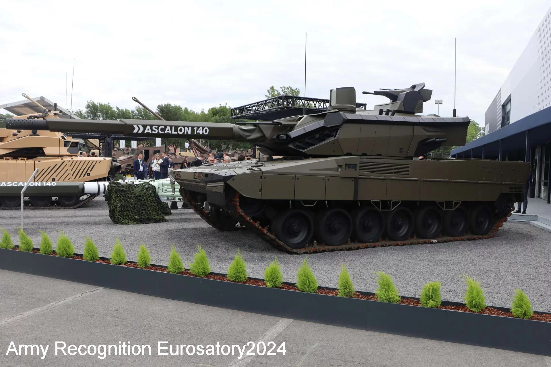 France Blames Germany, Leopard 3 for Decade-Long Delays in MGCS, Yet Open to German Chassis