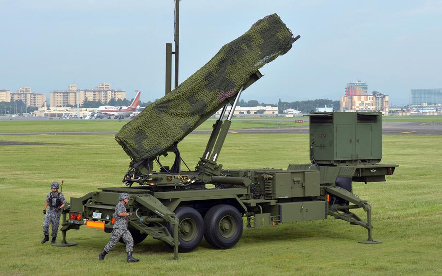 Japanese military working with Patriot SAM system / Photo credit: Stars and Stripes