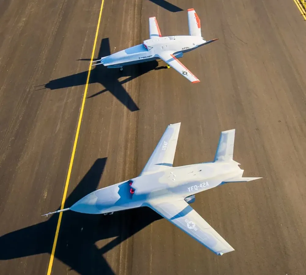 Top - experimental XQ-67, and bottom - YFQ-42 from General Atomics