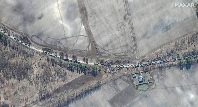 Maxar Technologies satellite images, Defense Express, war in Ukraine, 64 km Russian Military Convoy