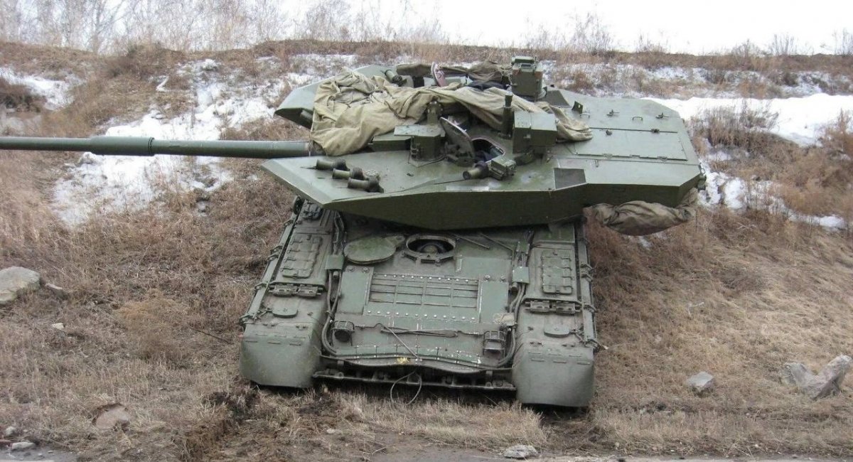 Modified T-80 tank under the Burlak project during testing