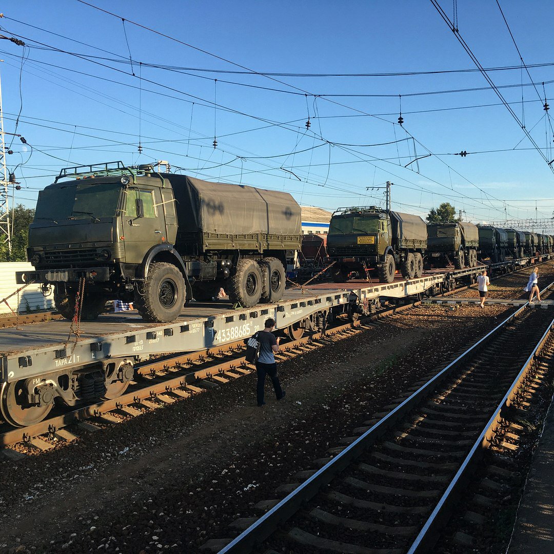 Ukrainian Partisans Monitor the Movement of Military Equipment in russia and Destroy it in Luhansk, Defense Express