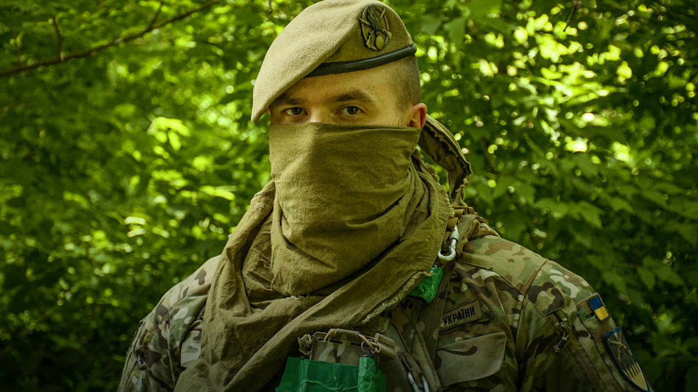 Australian Become Combat Medic with Ukraine’s 92nd Assault Brigade