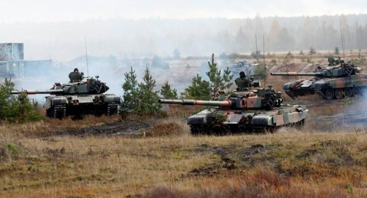 PT-91 Twardy tanks of the Polish army / Defense Express / Ukraine Uses Polish-Supplied PT-91 Twardy in Kursk Without Special Permits From Warsaw