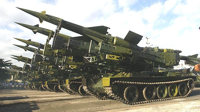 S-125 on the T-55 chassis of the Cuban armed forces / Defense Express / belarus Modernizes Mobile S-125s For Cuba: A Deal Impossible Without Moscow