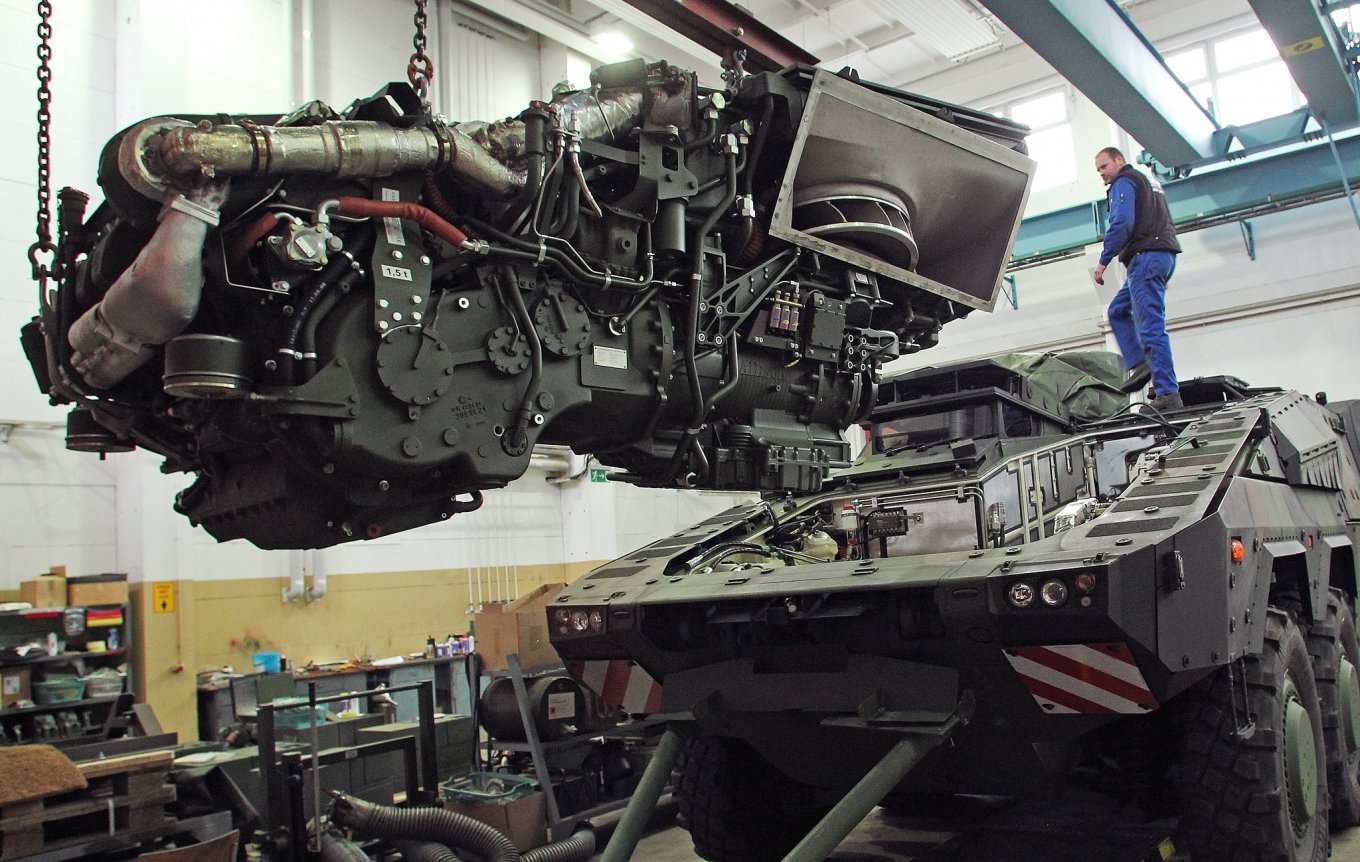 Rheinmetall Explains How It Will Meet Demand for Thousands of Boxer and Lynx Vehicles While Capacity Isn't Enough, Defense Express