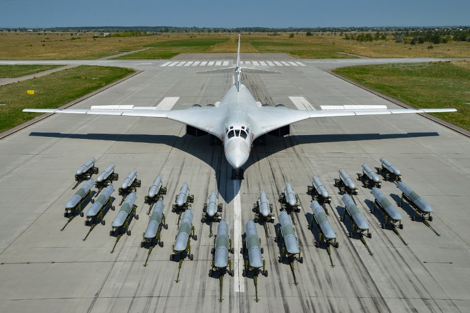 russian Tu-160 with the arsenal of Kh-101 and Kh-555 missiles