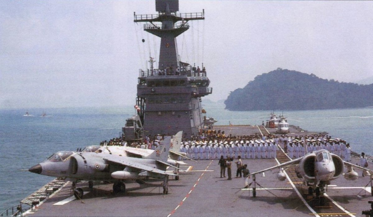 Aircraft carrier HTMS Chakri Naruebet of the Royal Thai Navy with AV-8S Harrier aircraft
