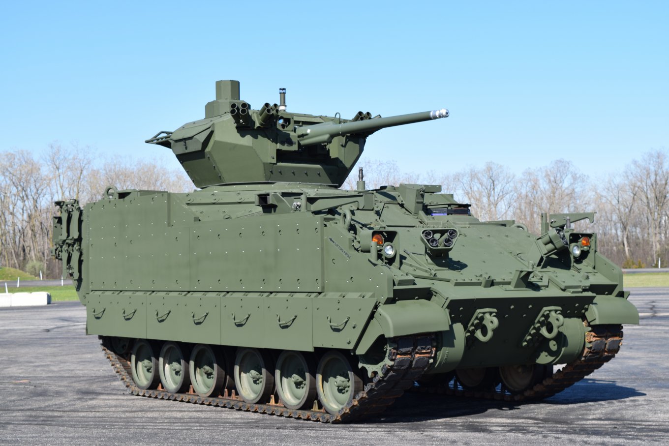 AMPV equipped with the Oshkosh Defense MCWS / Defense Express / Ukraine May Buy AMPVs No Longer Ordered by the U.S. Army: Capabilities of This New Bradley Version