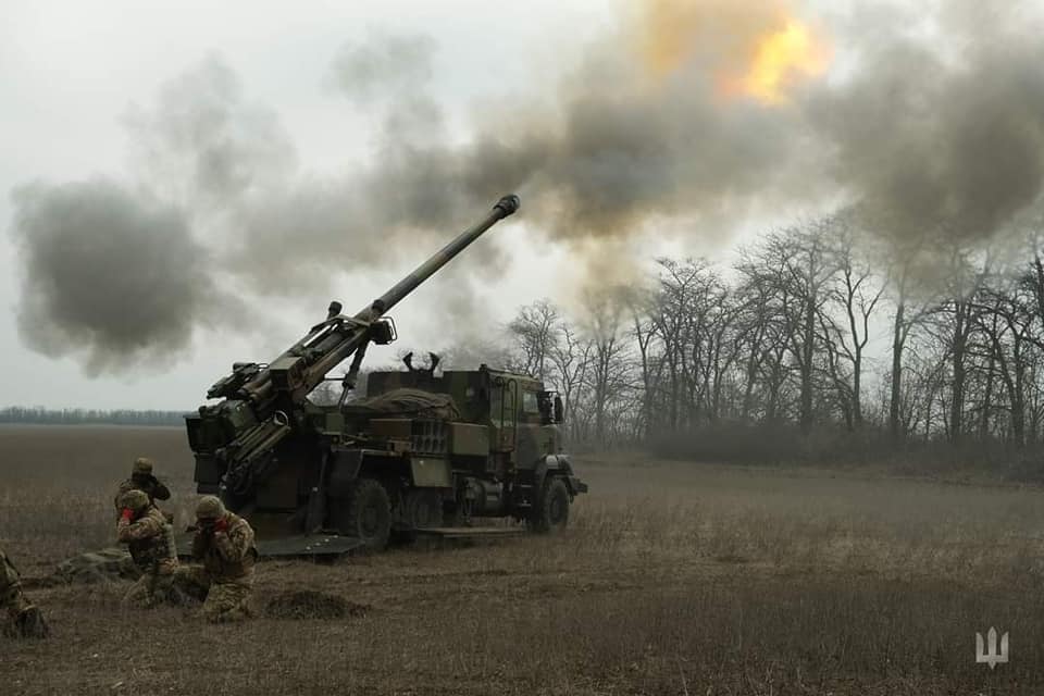 Ukraine’s CAESAR self-propelled howitzer crew fires at occupiers, Defense Express