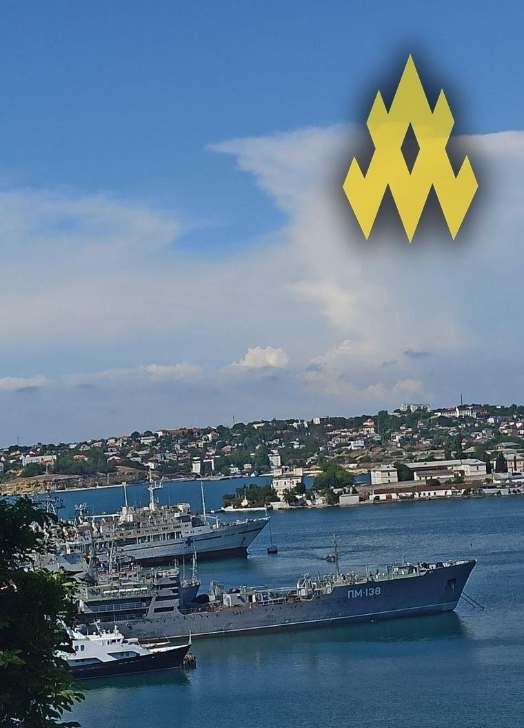 russian Occupiers Dismantle Ukrainian Vessel in Sevastopol to Harvest Spare Parts, Defense Express