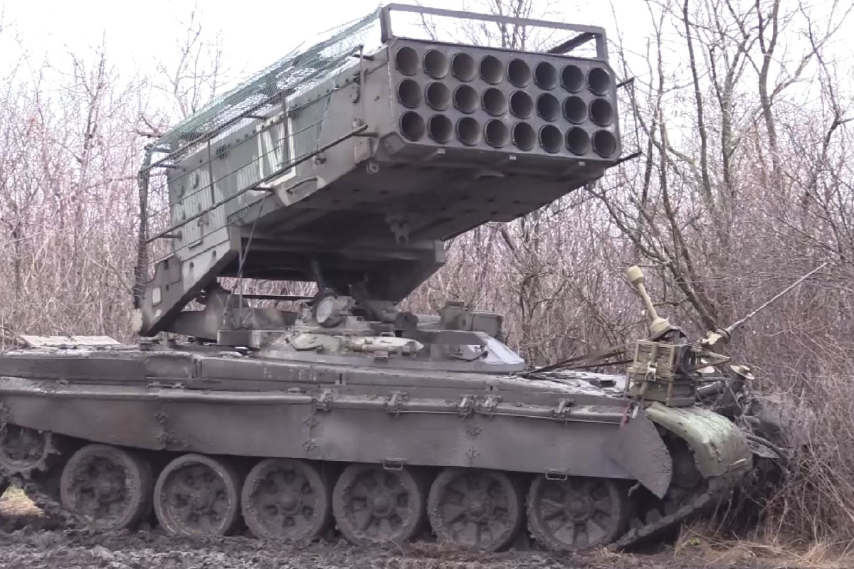 A typical ant-drone solution for protecting the TOS-1A / Defense Express / First Prototype of TOS-3 Dragon Flamethrower was Produced, russians Say