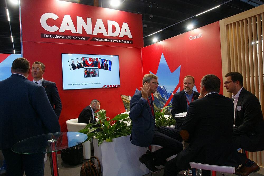 Business meetings with Canadian exhibition partners / Photo credit: official MSPO website