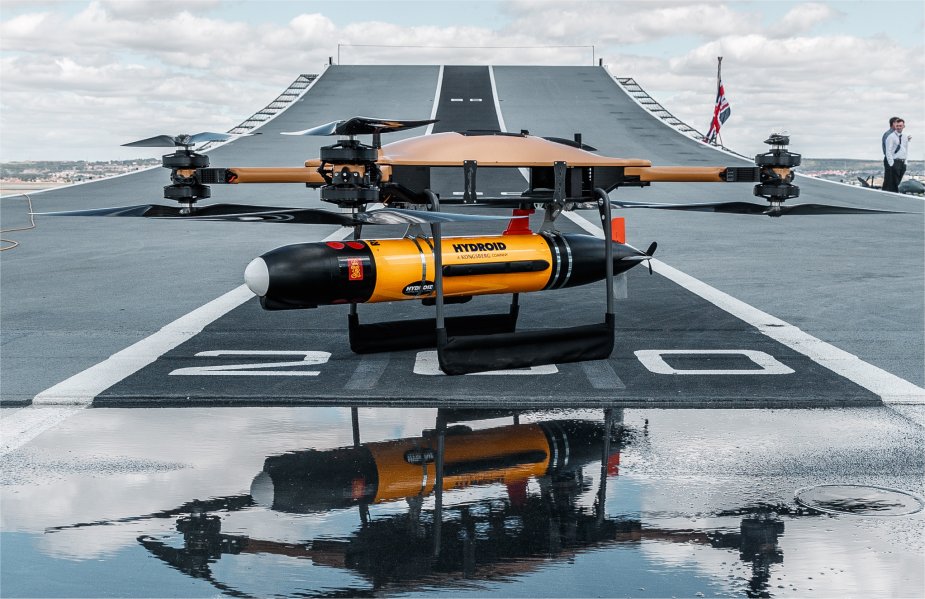 T150 drone with REMUS 100 AUV on HMS Prince of Wales during trials, Defense Express