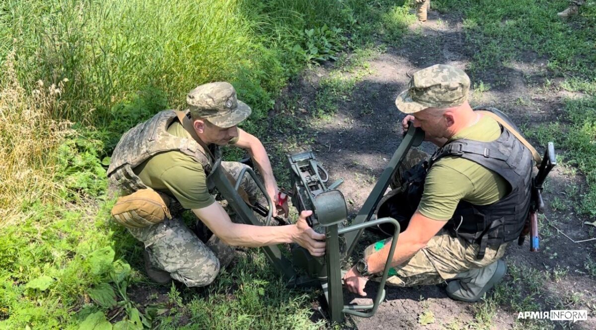 Ukrainian warriors destroying russians with trophy Kornet ATGM for almost a year, Defense Express