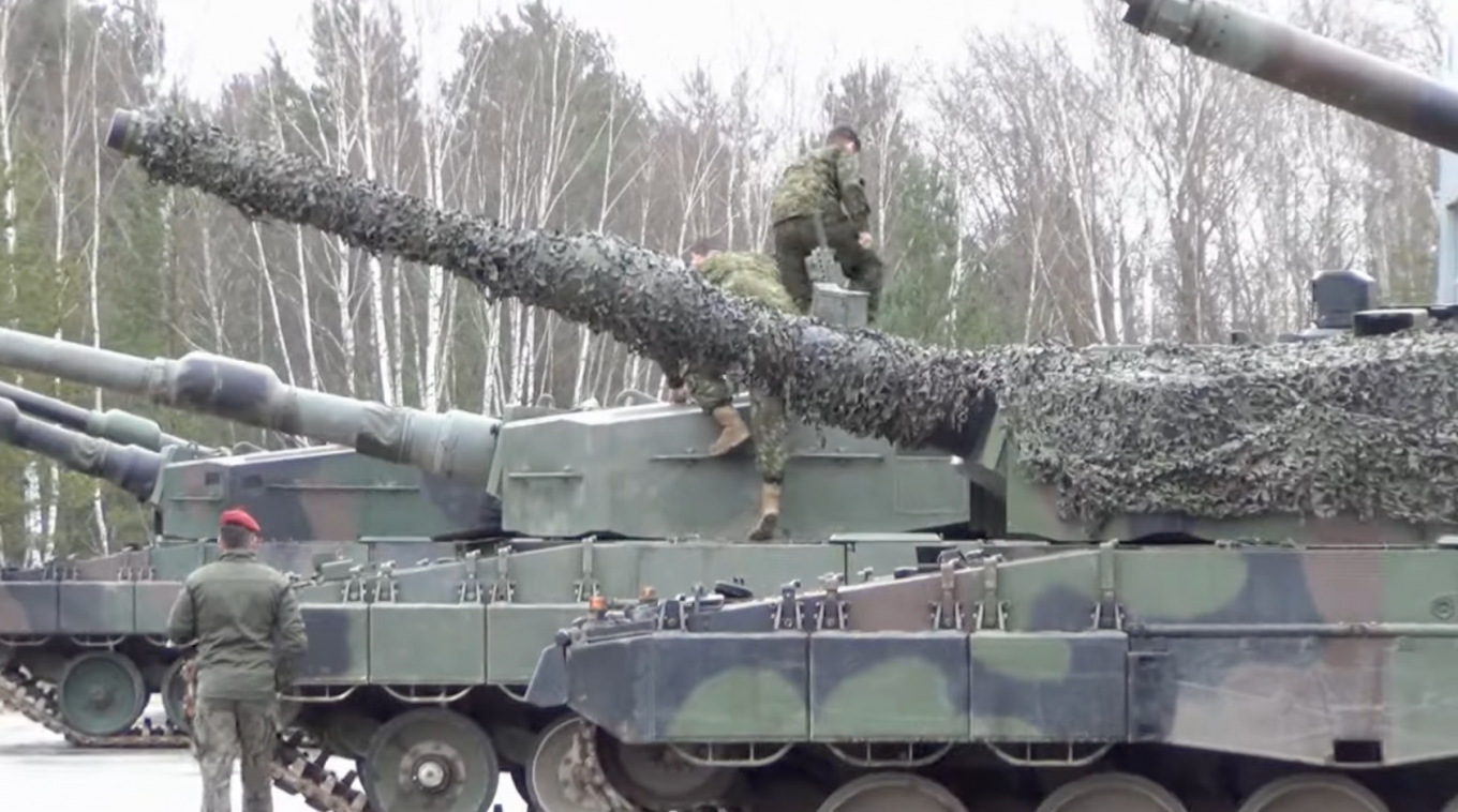 A Month to Learn to Operate the Leopard 2A4: How Ukraine’s Military Master These Tanks In Poland (Video), Defense Express, war in Ukraine, Russian-Ukrainian war