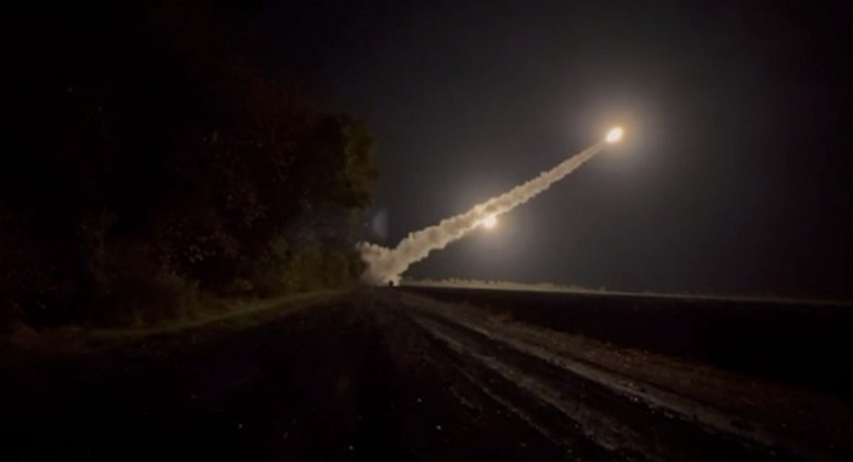 Launch of Ukrainian missiles at the russian invaders, Defense Express