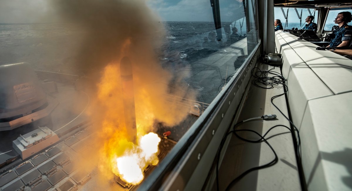 Tomahawk launch from the Dutch HNLMS De Ruyter in April 2025