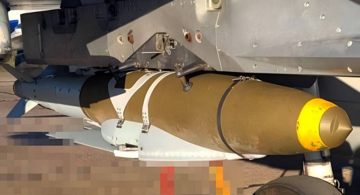 JDAM-ER guided bomb under the wing of a Ukrainian MiG-29 fighter / Defense Express / New U.S. Military Aid Package Clearly Reflects How Washington Sees the Frontline Situation in Ukraine