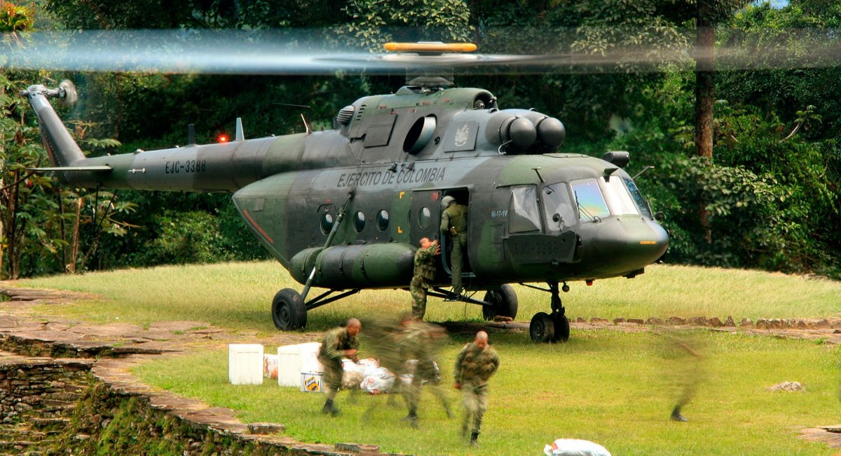 Mi-17 of the Colombian Air Force / Defense Express / Colombia Refuses $300 Million U.S. Deal on Mi-17 Helicopters for Ukraine