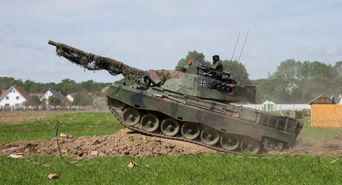 The Minister of Defense of Ukraine Told How Many Leopard Tank Battalions Ukraine to Receive, Defense Express, war in Ukraine, Russian-Ukrainian war
