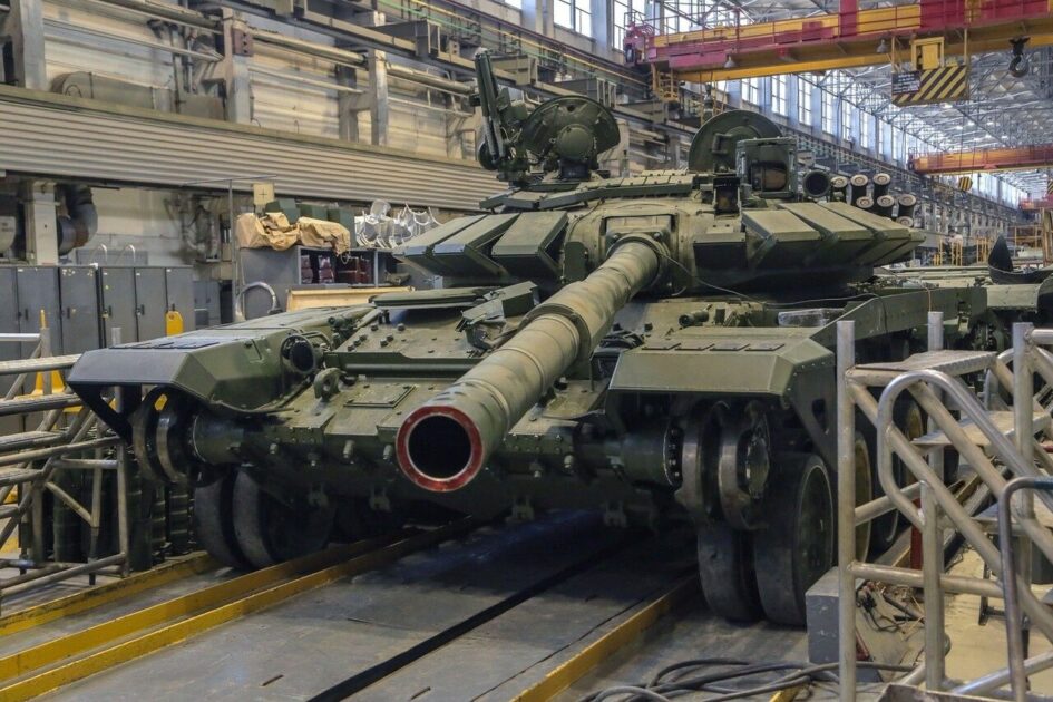 French Researchers Predict That by 2024 There May Be 1,500 to 250 Tanks Left in russian Army, The T-72B3 tank in the Uralvagonzavod workshopd, Defense Express