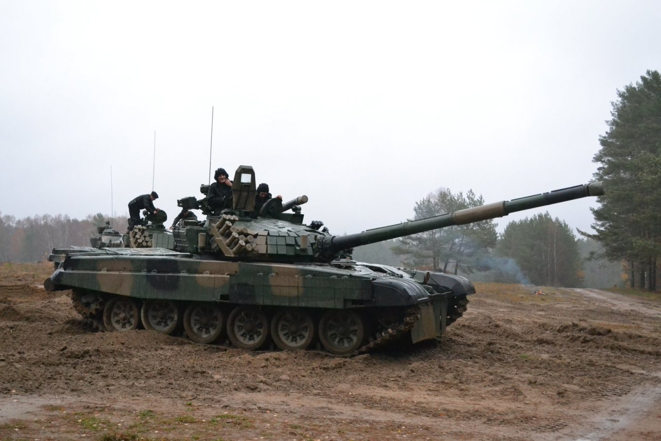 Polish PT-91 Twardy Tanks Already In Ukraine – Officially Confirmed, the Number Is Not Disclosed, Defense Express, war in Ukraine, Russian-Ukrainian war
