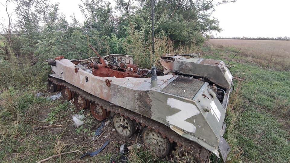 russia’s BMD-2 airborne IFV destroyed by Ukraine’s troops in Kherson regin, Defense Express
