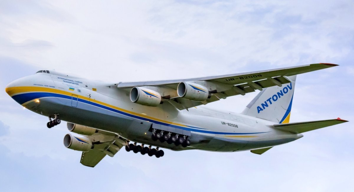 An-124-100 Ruslan airlift of the Antonov Airlines fleet / Open-source archive photo