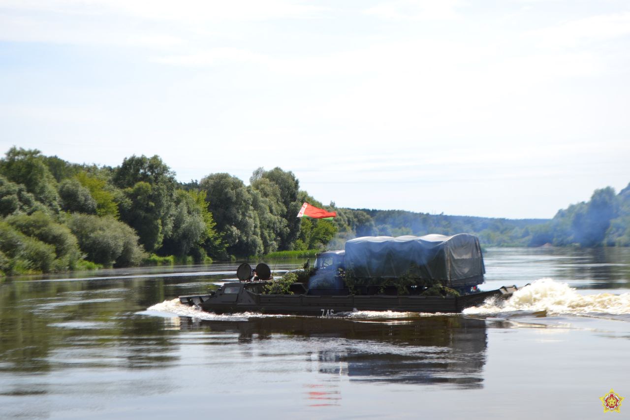 Forcing the Neman in Belarus during maneuvers in July this year, Another Sudden Military Training in belarus: the belarusian Military Did Start to Move Towards Ukraine, Defense Express