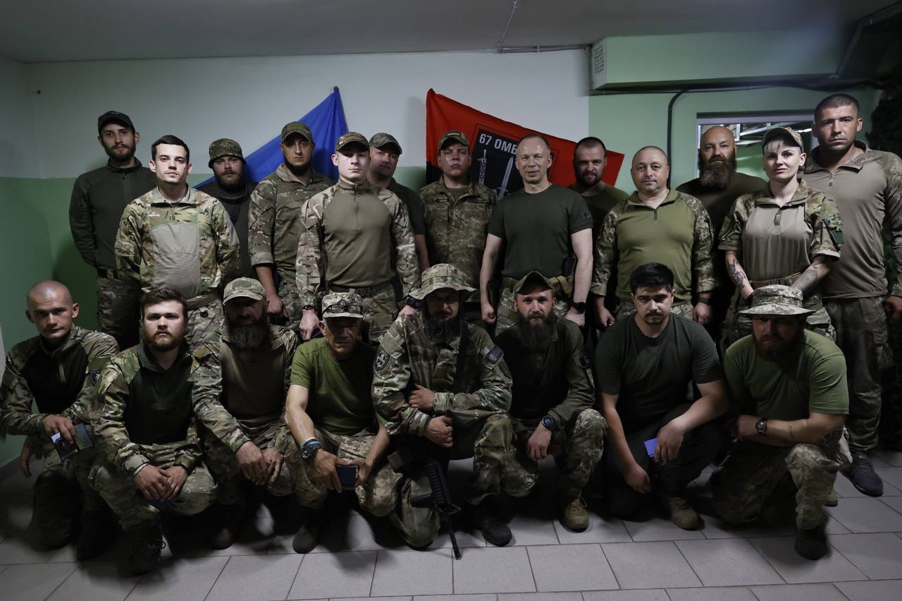 Commander of Ukraine’s Ground Forces Celebrates His Birthday, the Day Before He Visited Troops Fighting on the Bakhmut and Lyman Directions, Defense Express