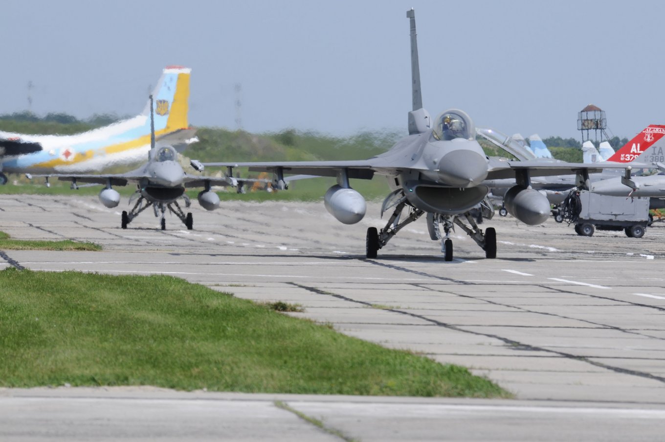The F-16 aircraft, Myrhorod, 2011 Defense Express The F-16 Aircraft Had already Landed on Ukrainian Airfields and even Engaged with Su-27 Fighters