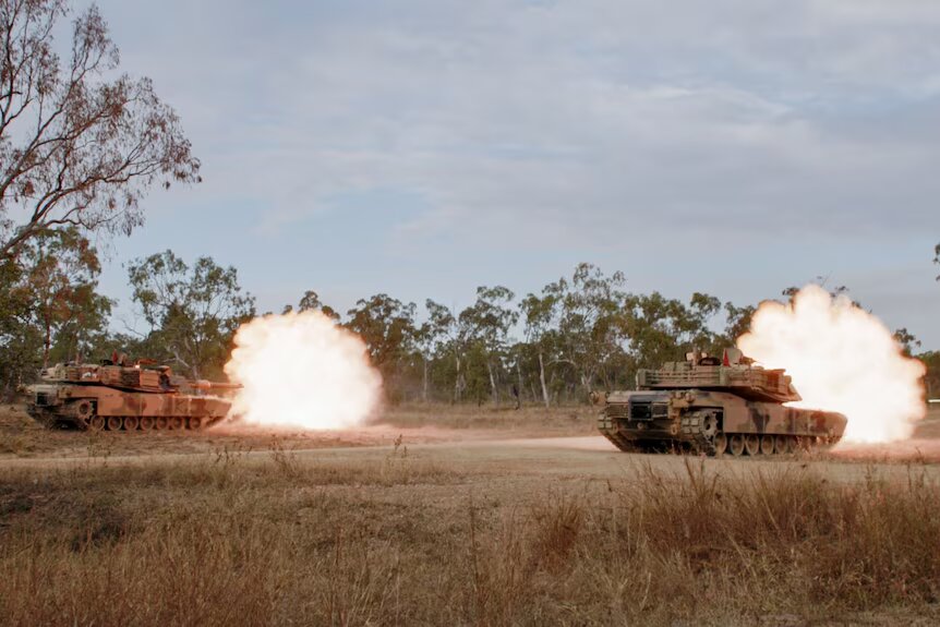 Australian M1A1 Abrams main battle tanks / Defense Express / Australian Donation of Abrams Tanks to Ukraine May Face Complications Over Trump's Decisions