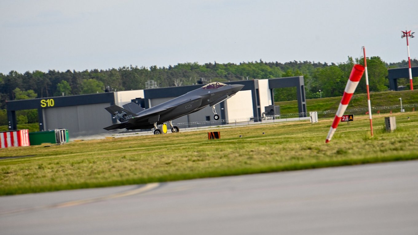 After Six Years of Waiting, First F-35 Fighter Jets Arrive in Poland, Defense Express