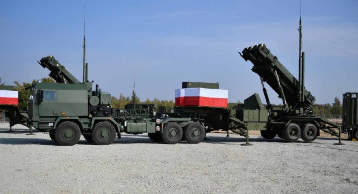 Which Country Could Have Secretly Transferred MSE Missiles to Patriot SAM System to Ukraine for the First Time, Polish Patriot PAC-3 SAM system with PAC-3 MSE missiles