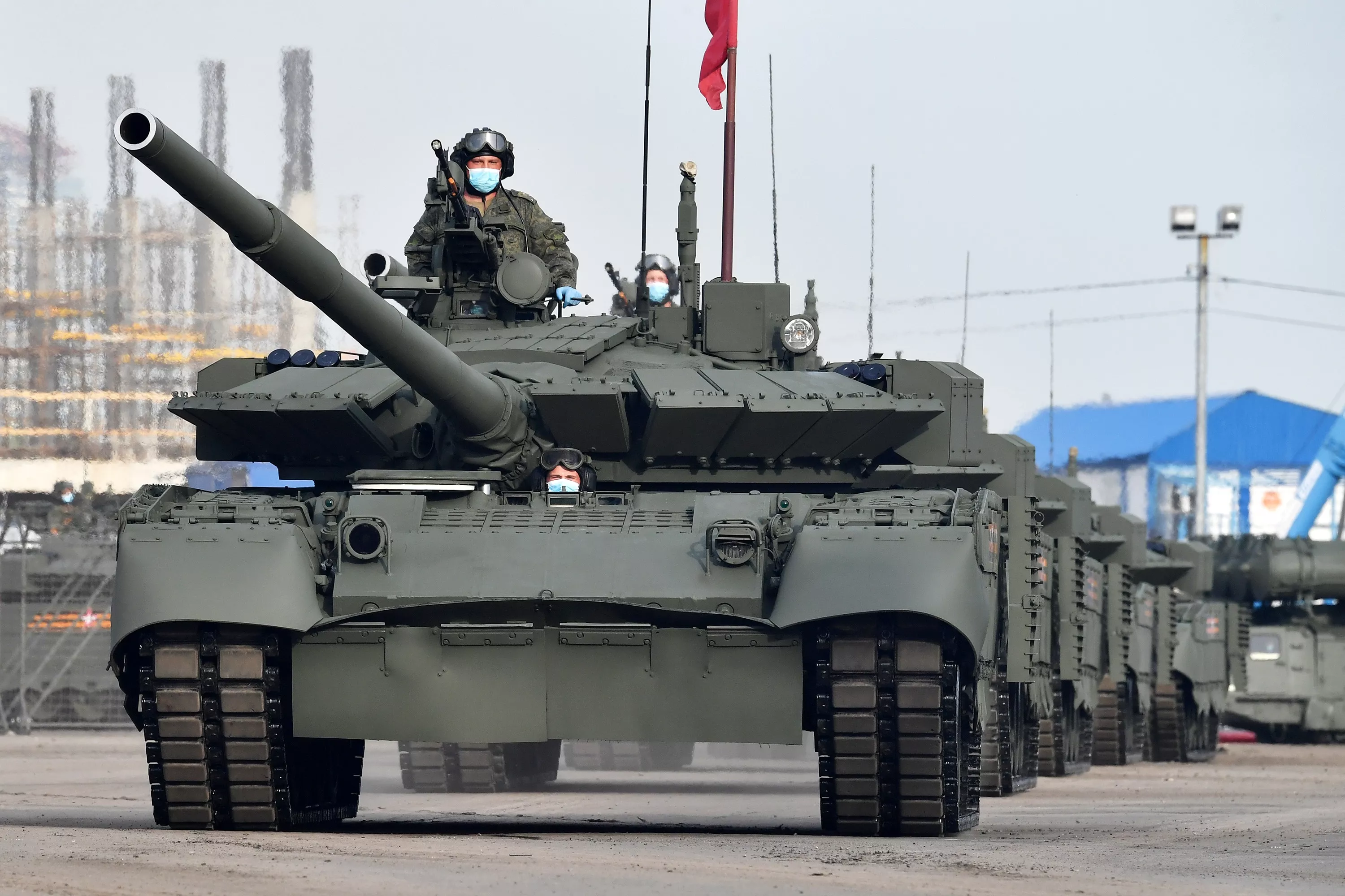 Russians Showed the Current Condition of Their T-80BVM Tanks, Defense Express, war in Ukraine, Russian-Ukrainian war