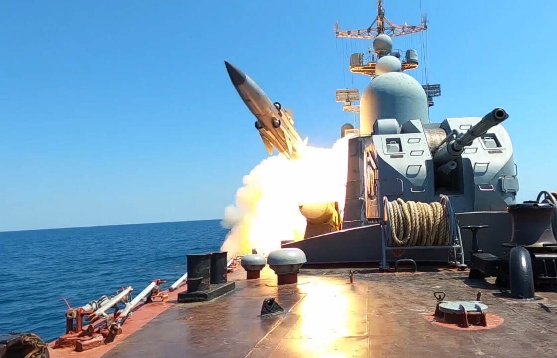 russia Returns Decommissioned Shuya Boat to Service Because of Destruction of Ivanovets Corvette, Defense Express