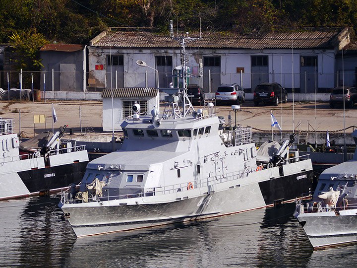 The P-349 Suvorovets anti-sabotage ship Defense Express Nighttime Attack Near Novorossiysk Port: Kamikaze Drones Sink russian Project 775 Landing Ship and Damage Anti-Sabotage Vessel (Video)